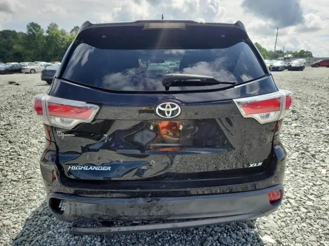 2016 TOYOTA HIGHLANDER XLE  