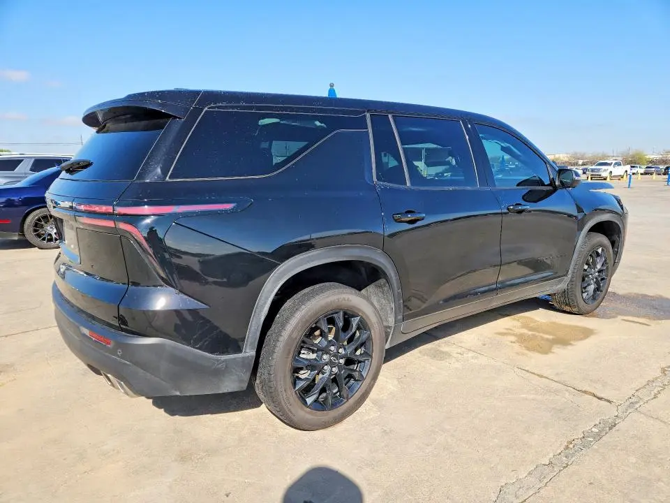 2024 CHEVROLET TRAVERSE LS  