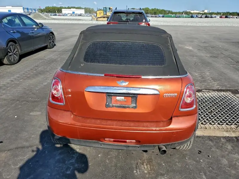 2012 MINI COOPER   