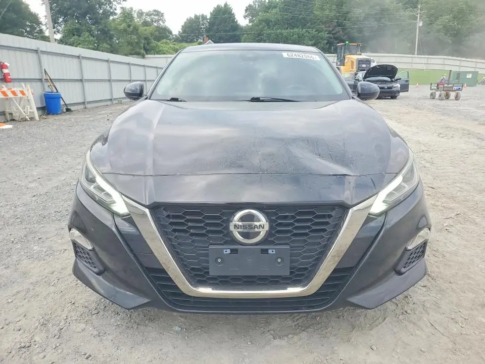 2020 NISSAN ALTIMA SR  