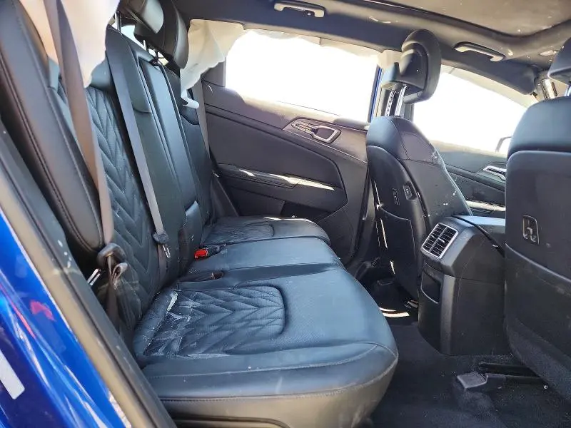 2023 KIA SPORTAGE X LINE  