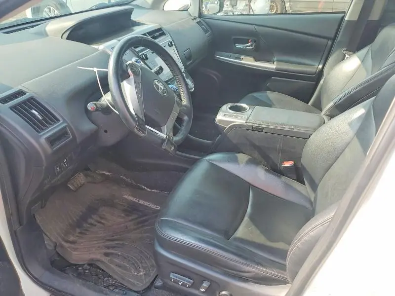 2017 TOYOTA PRIUS V TWO  