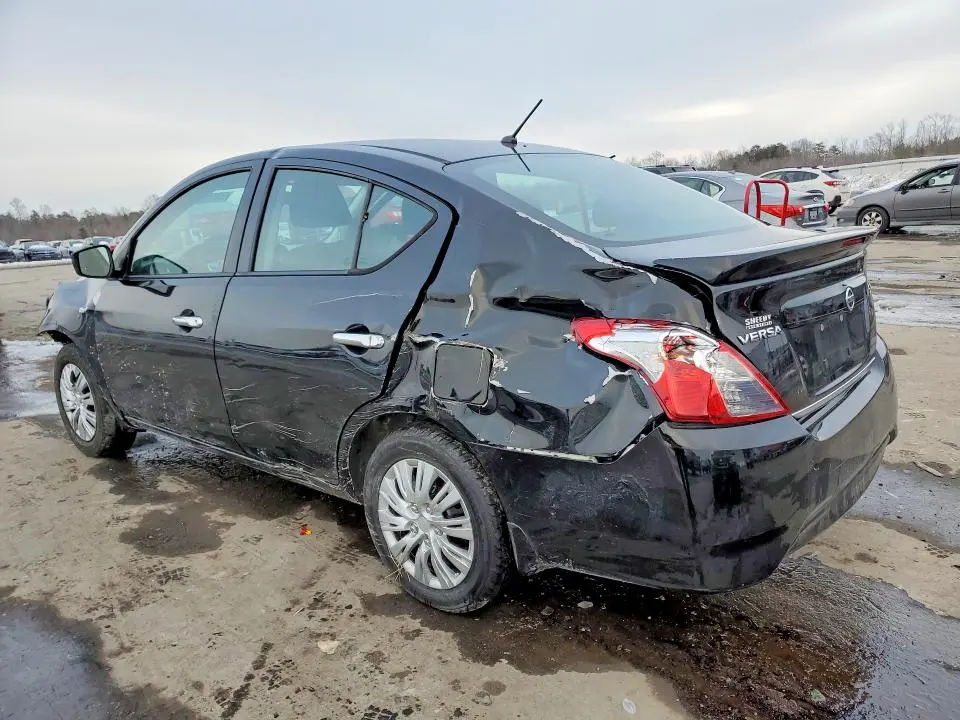 2016 NISSAN VERSA S  