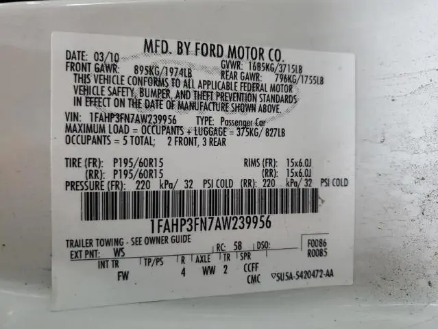2010 FORD FOCUS SE  