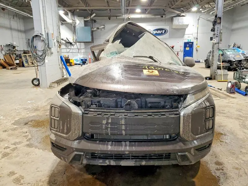 2020 MITSUBISHI RVR ES  