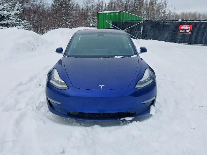 2018 TESLA MODEL 3   