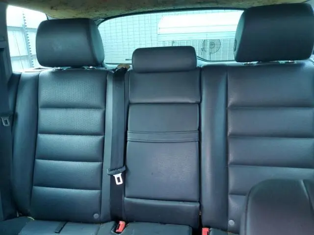 2010 VOLKSWAGEN TOUAREG V6  