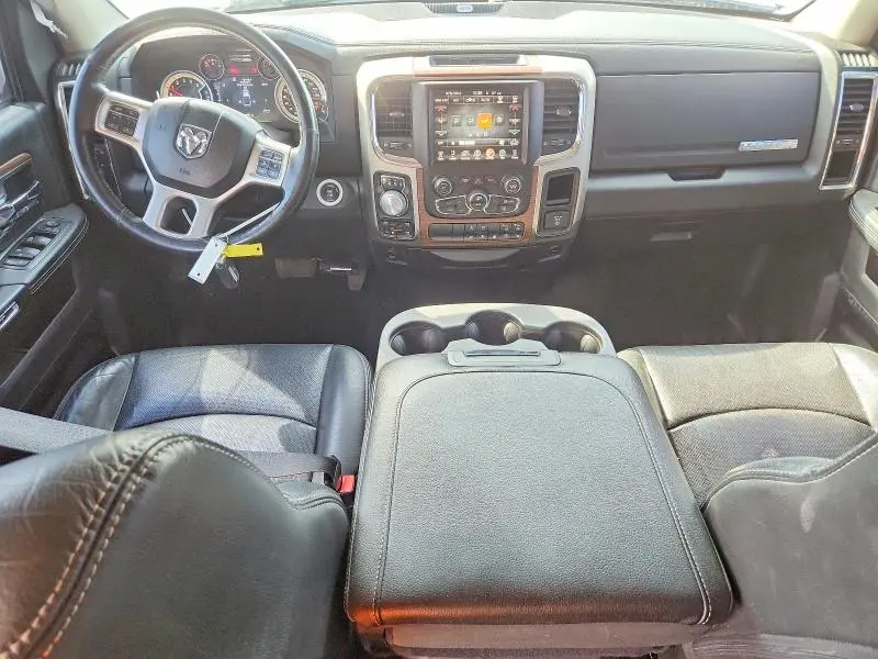 2015 RAM 1500 LARAMIE  