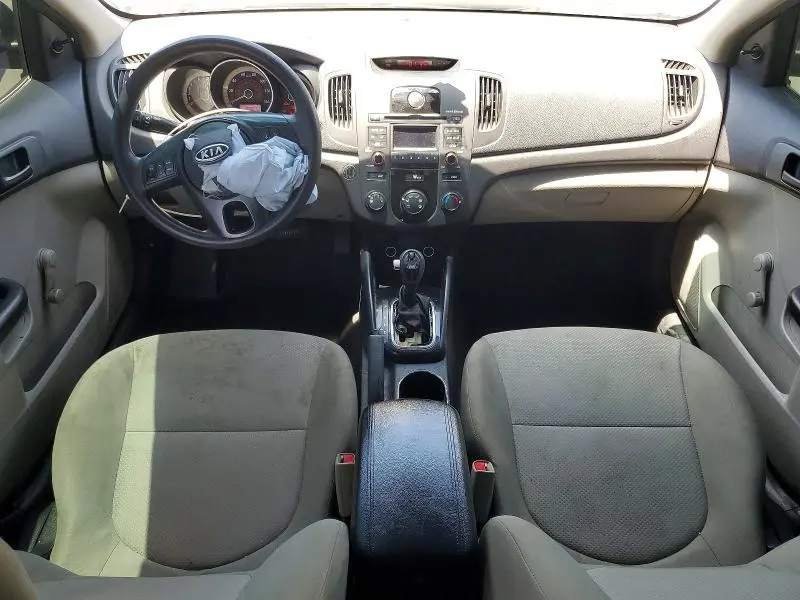 2013 KIA FORTE LX  