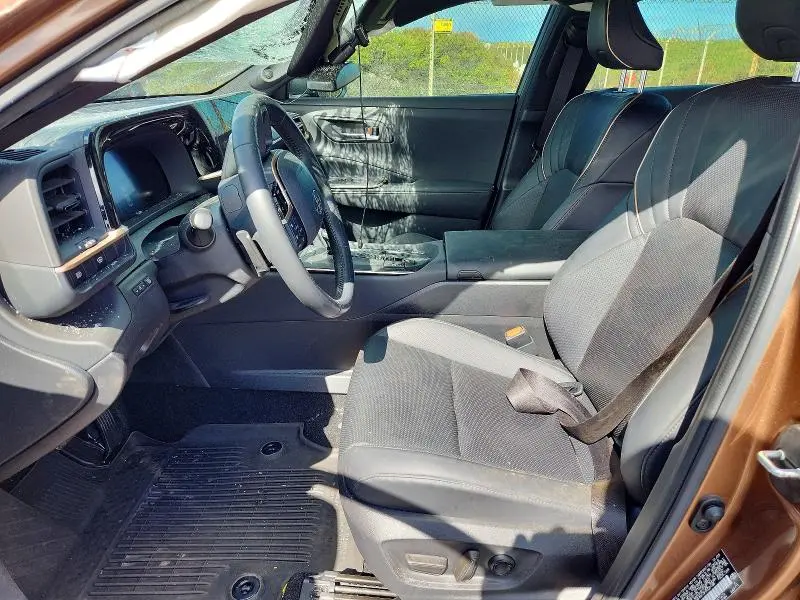 2023 TOYOTA CROWN PLATINUM  