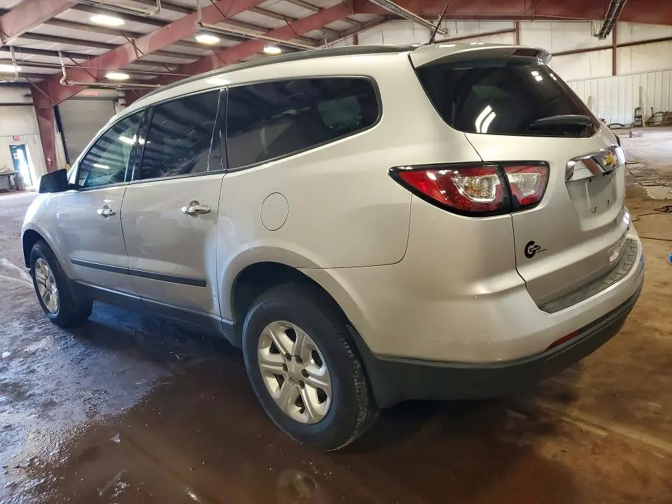 2015 CHEVROLET TRAVERSE LS  