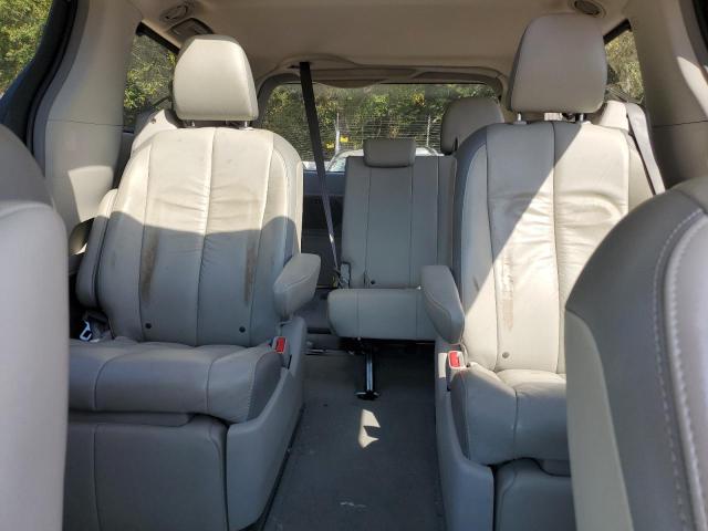 2011 TOYOTA SIENNA XLE