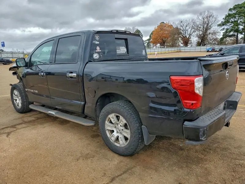 2018 NISSAN TITAN SV  