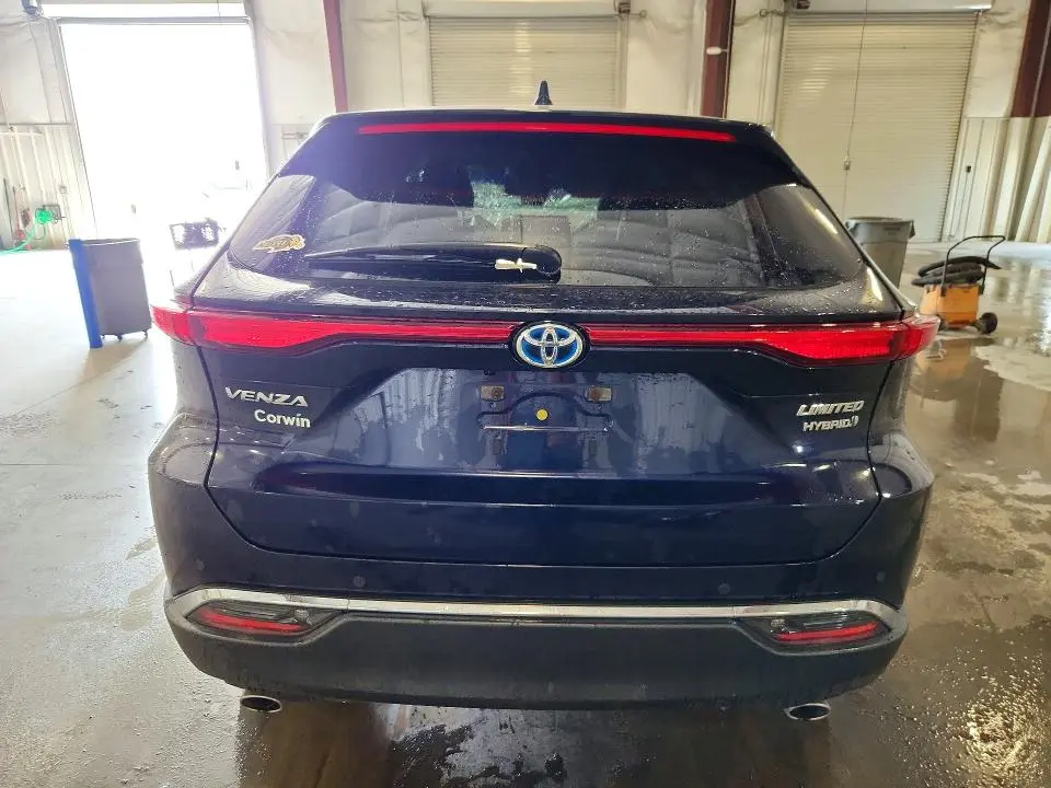 2021 TOYOTA VENZA LIMITED  