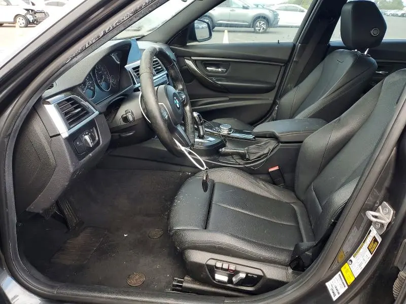 2017 BMW 320 I  