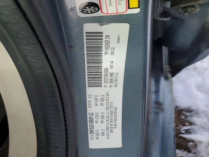 2010 DODGE AVENGER R  