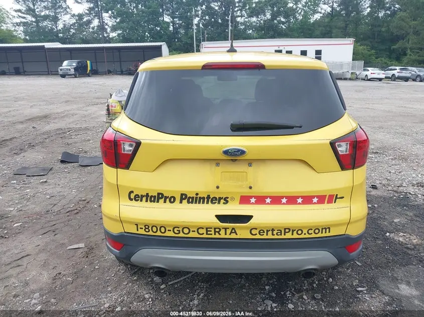2019 FORD ESCAPE SE