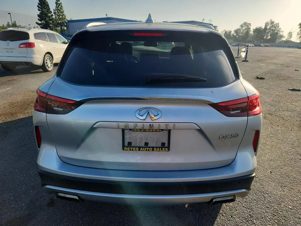 2020 INFINITI QX50 LUXE  