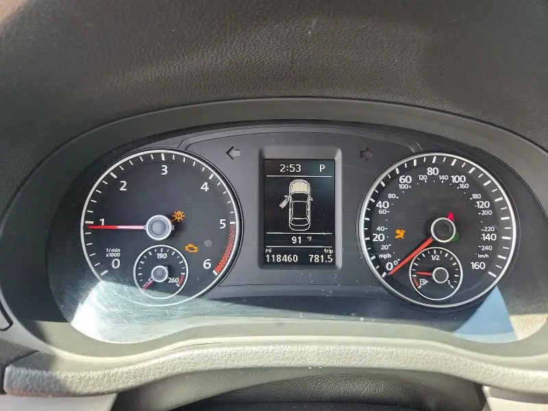 2015 VOLKSWAGEN PASSAT SE  