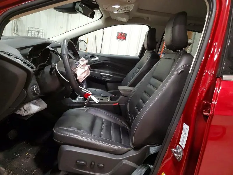 2019 FORD ESCAPE TITANIUM  