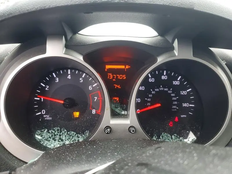 2017 NISSAN JUKE SL  