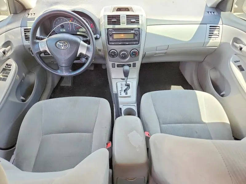 2012 TOYOTA COROLLA LE  