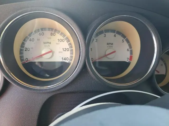 2010 DODGE CHARGER SXT  