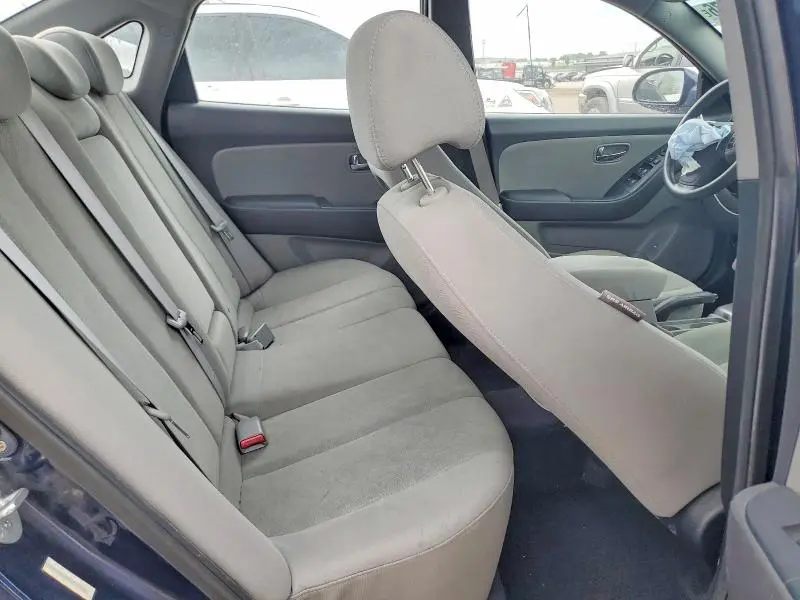 2010 HYUNDAI ELANTRA GLS  