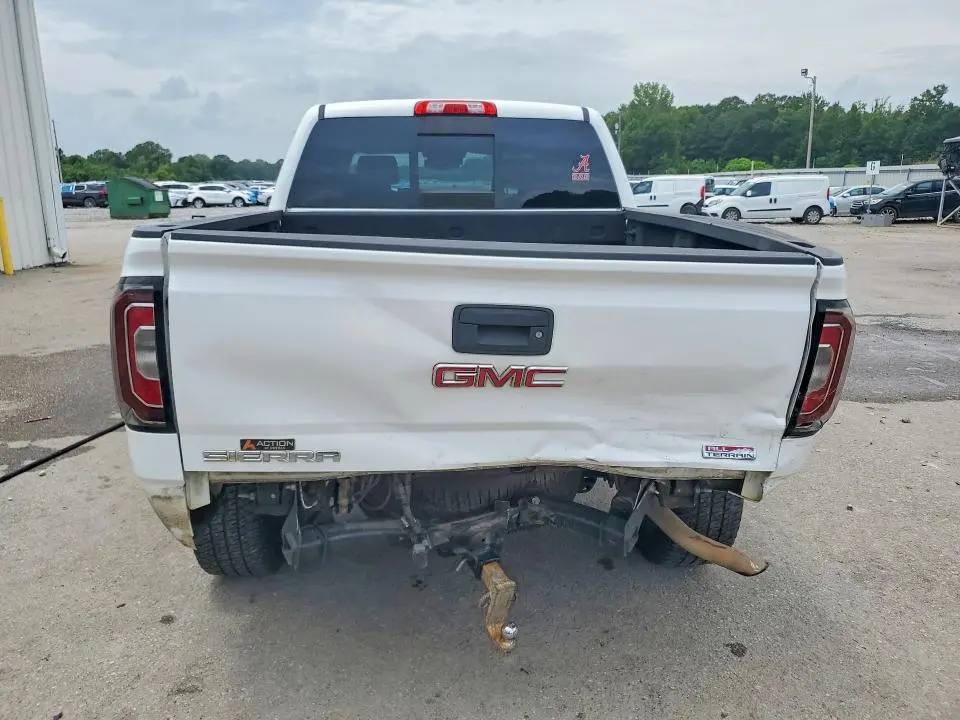 2018 GMC SIERRA K1500 SLT  