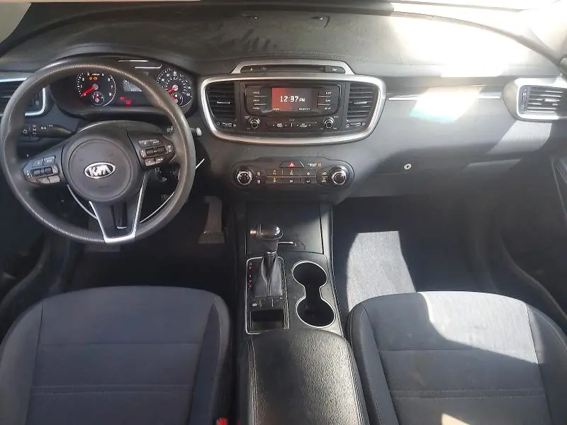 2016 KIA SORENTO LX V6  