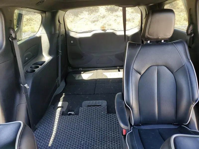 2023 CHRYSLER PACIFICA HYBRID LIMITED  