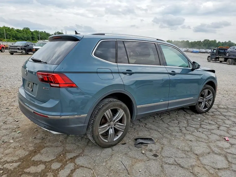 2020 VOLKSWAGEN TIGUAN SE  