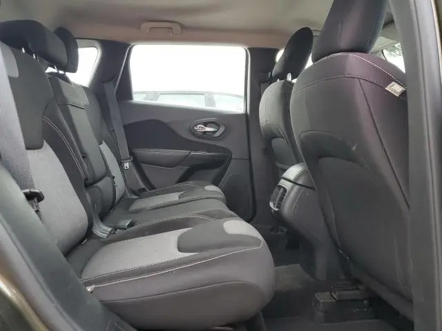 2015 JEEP CHEROKEE SPORT  