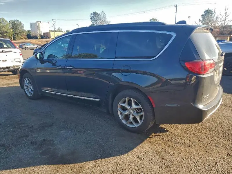 2017 CHRYSLER PACIFICA TOURING L  