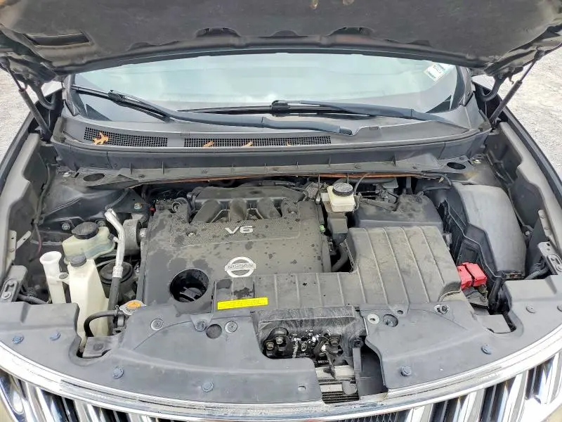 2010 NISSAN MURANO S  