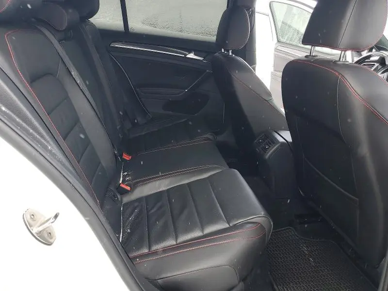 2017 VOLKSWAGEN GTI S/SE  