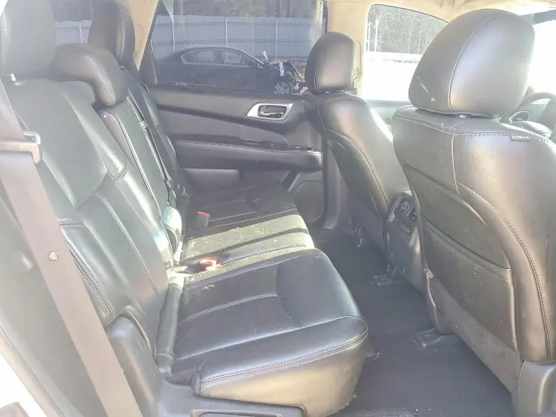 2014 NISSAN PATHFINDER SL  