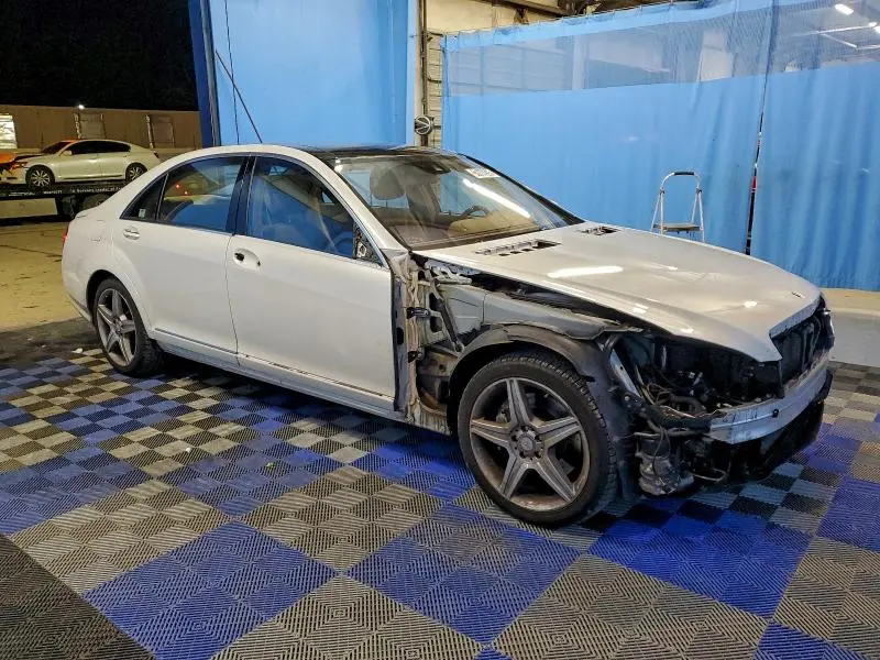 2011 MERCEDES-BENZ S 550 4MATIC  