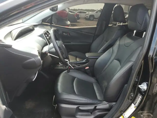 2021 TOYOTA PRIUS LE  
