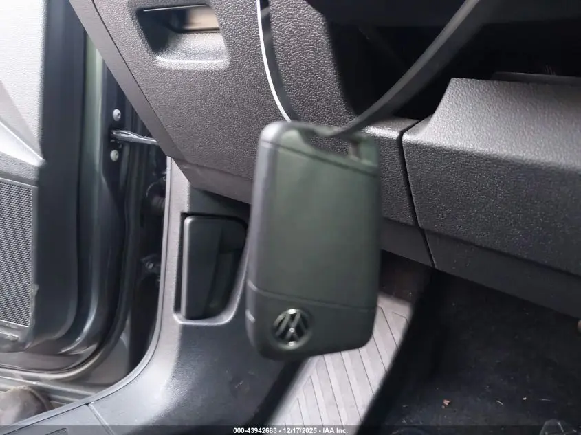 2021 VOLKSWAGEN TIGUAN 2.0T SE/2.0T SE R-LINE BLACK/2.0T SEL