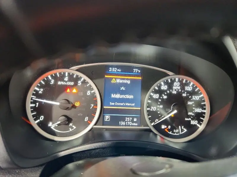 2019 NISSAN SENTRA SR  