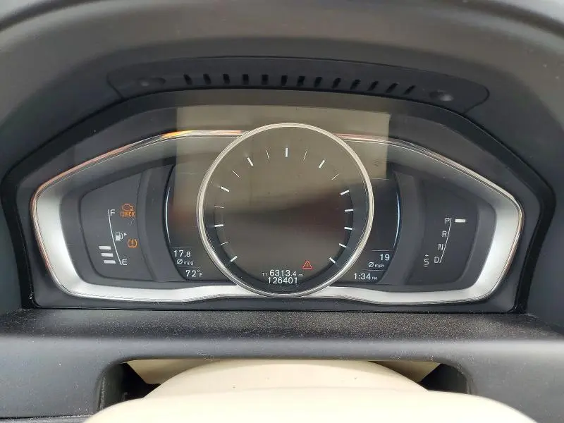 2016 VOLVO XC60 T5 PLATINUM  