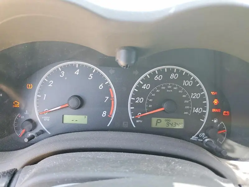 2010 TOYOTA COROLLA LE  