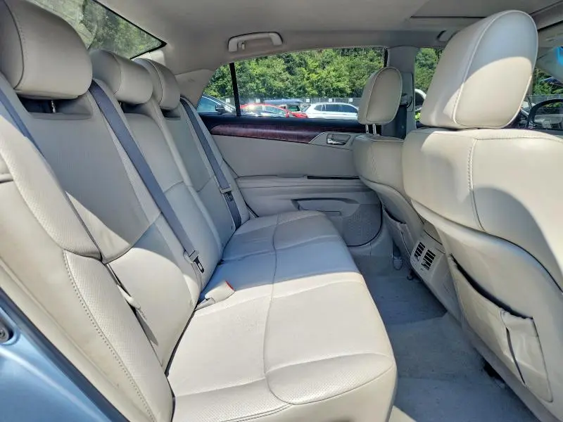 2011 TOYOTA AVALON LIMITED  