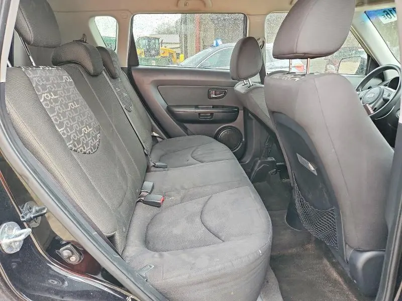 2011 KIA SOUL +  