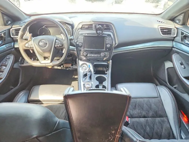 2021 NISSAN MAXIMA SR  
