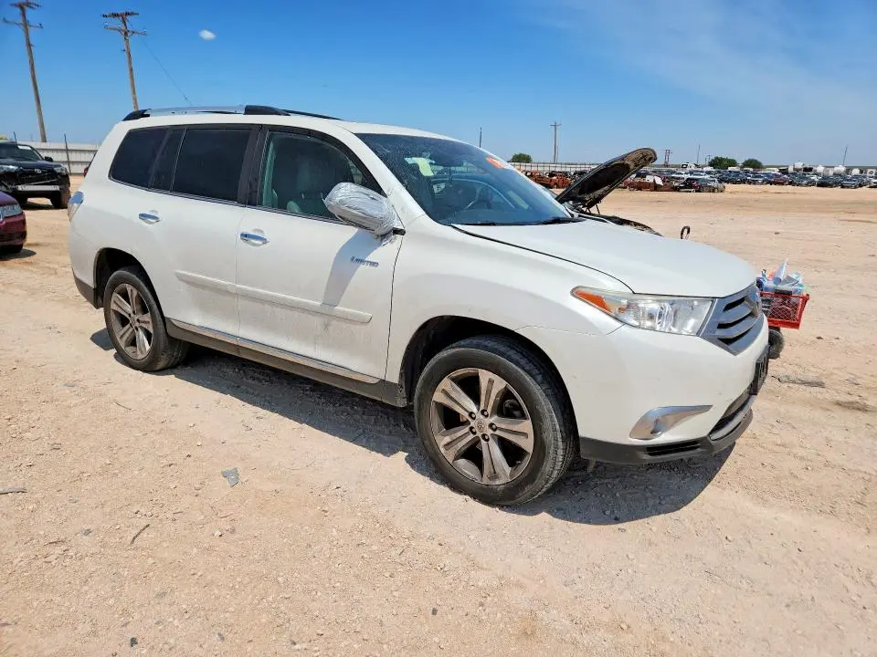 2013 TOYOTA HIGHLANDER LIMITED  