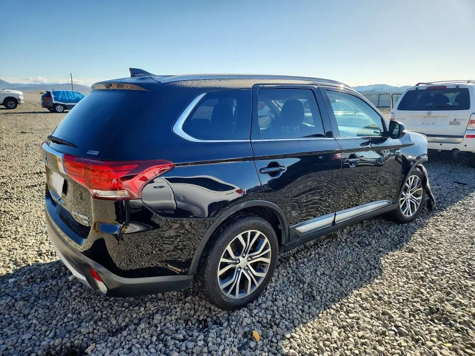 2017 MITSUBISHI OUTLANDER SE  