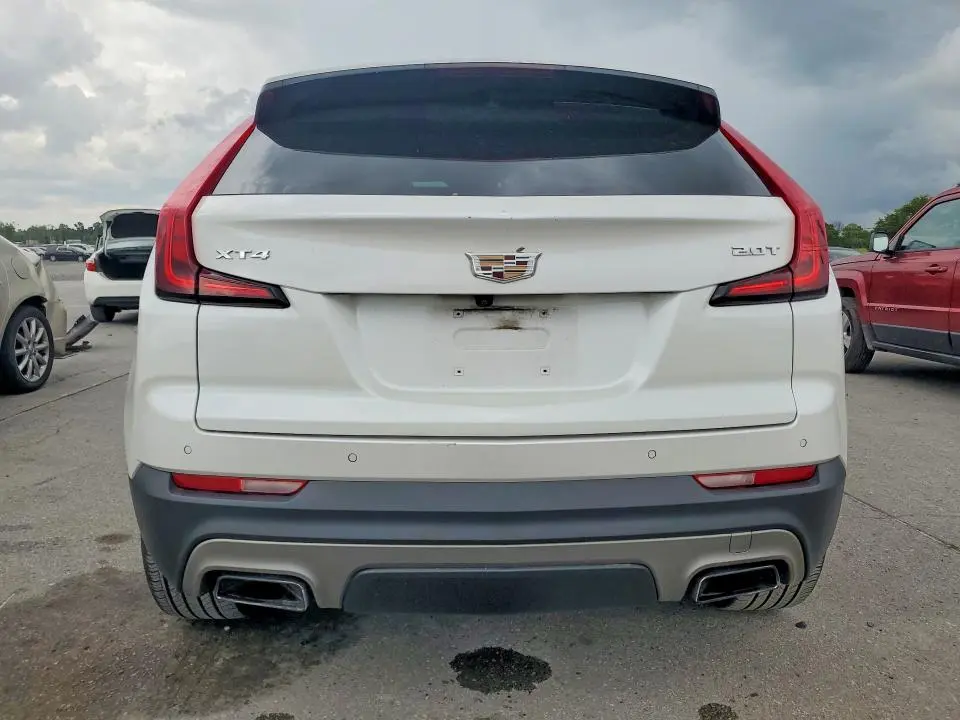 2019 CADILLAC XT4 PREMIUM LUXURY  