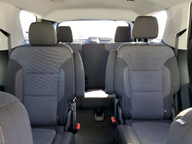 2020 CHEVROLET TRAVERSE LT  